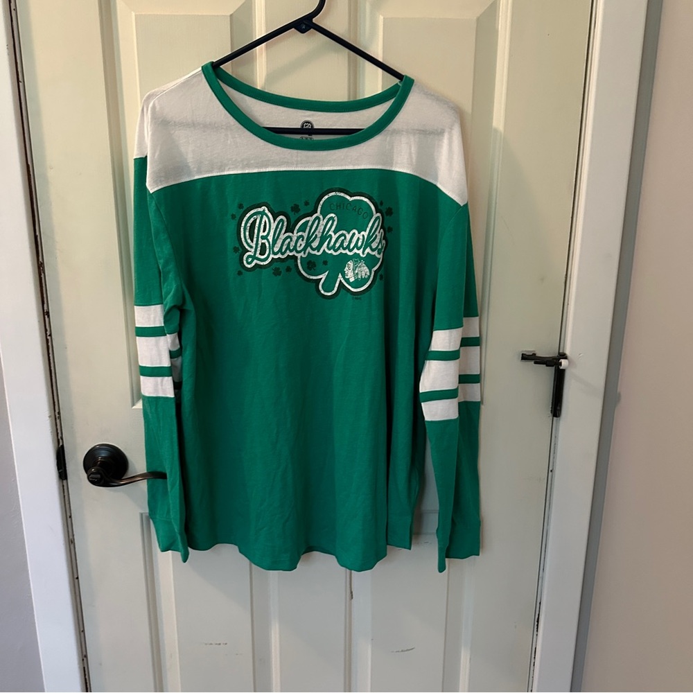 NHL Chicago Blackhawks Green and White Shirt